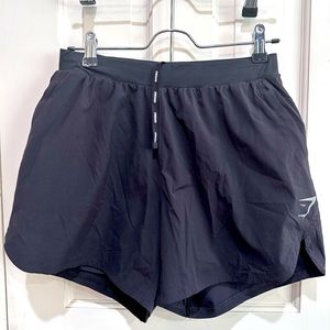 Gymshark - Women’s black lined 4.5” shorts - XS